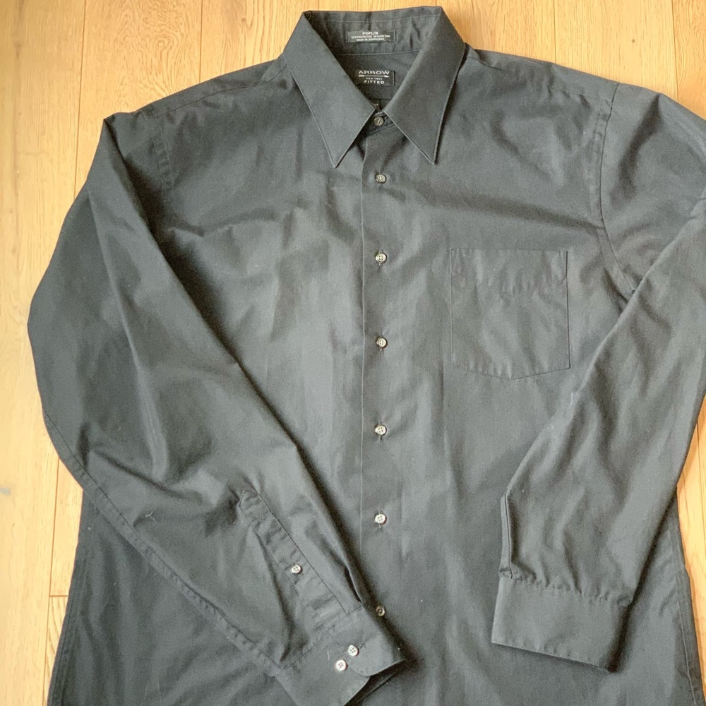 Arrow Men's Black Dress Shirt